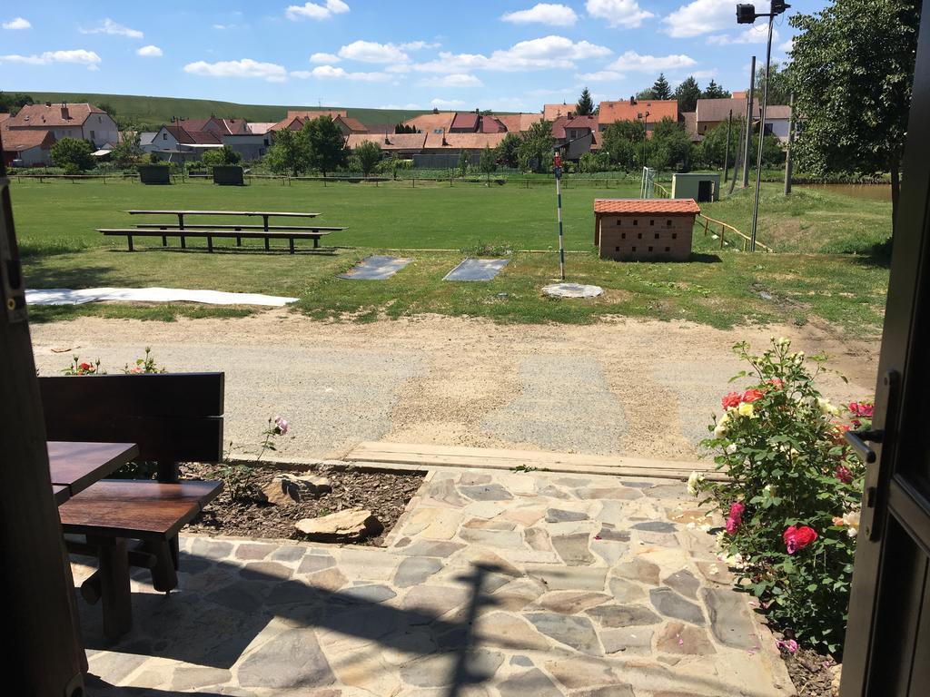Villa Sklipek U Tomáša Hovorany Esterno foto